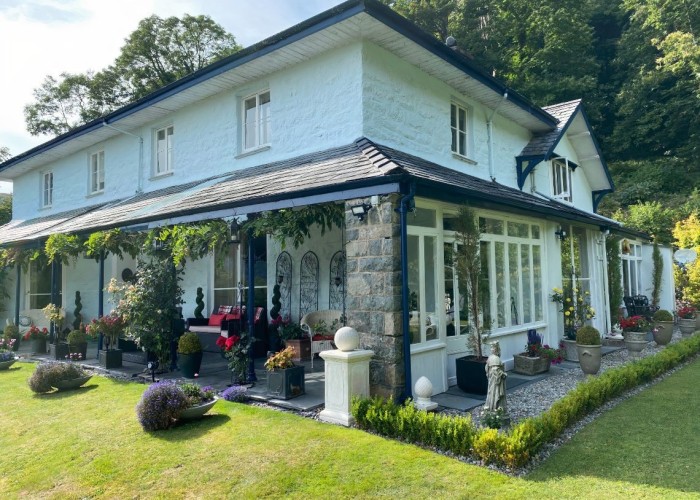 Georgian Style Italian Villa For Filming