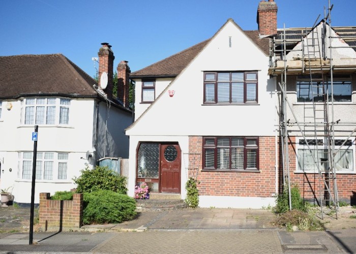 Semi Detached 1930s London Home For Filming