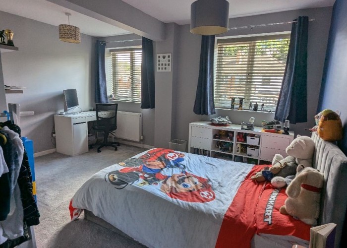 24. childs bedroom for filming - walsall area