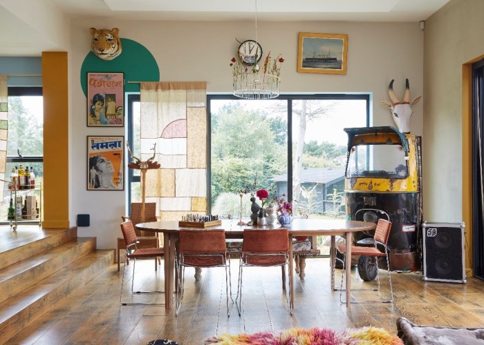 11. Diningroom