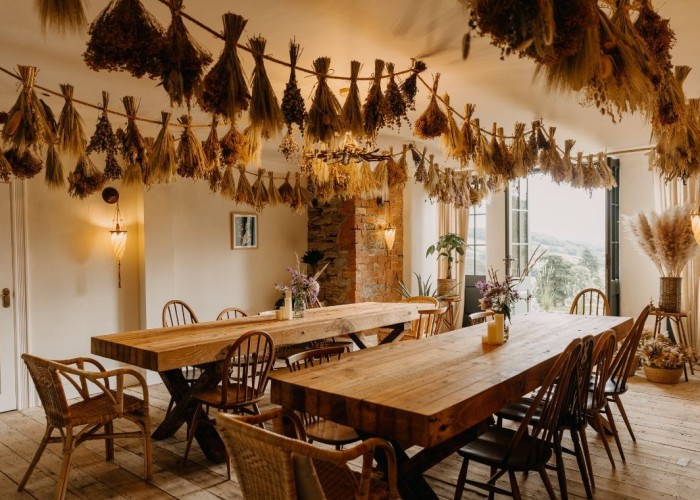 8. Diningroom