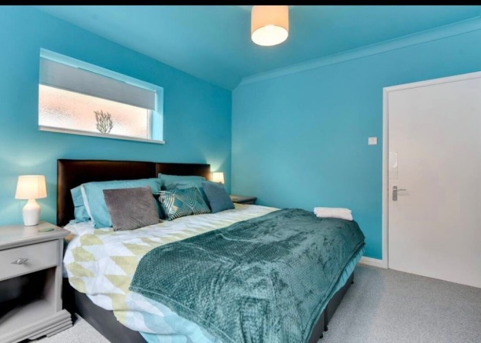 33. Bedroom (Double)