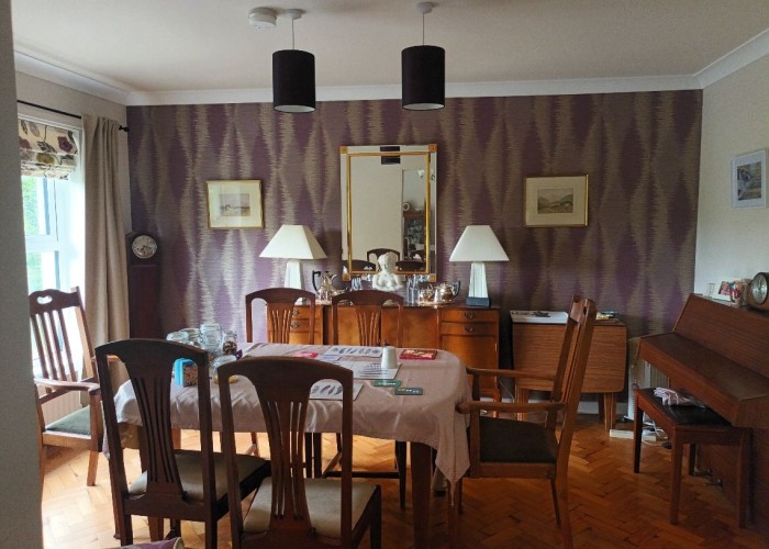 12. Diningroom