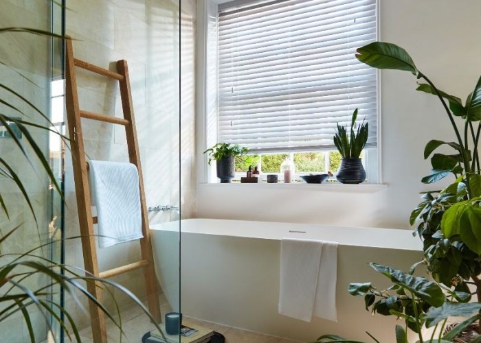 40. Bathroom, Bathroom (Shower and bath)