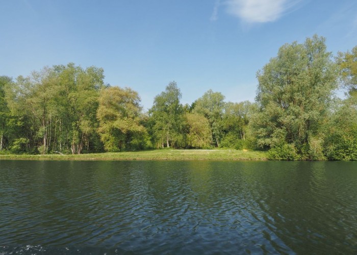 38. Lake / Pond