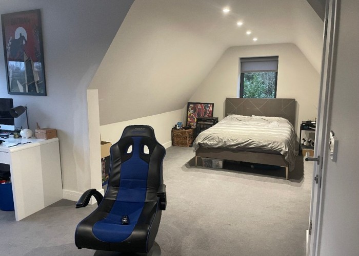 12. Bedroom (Double)