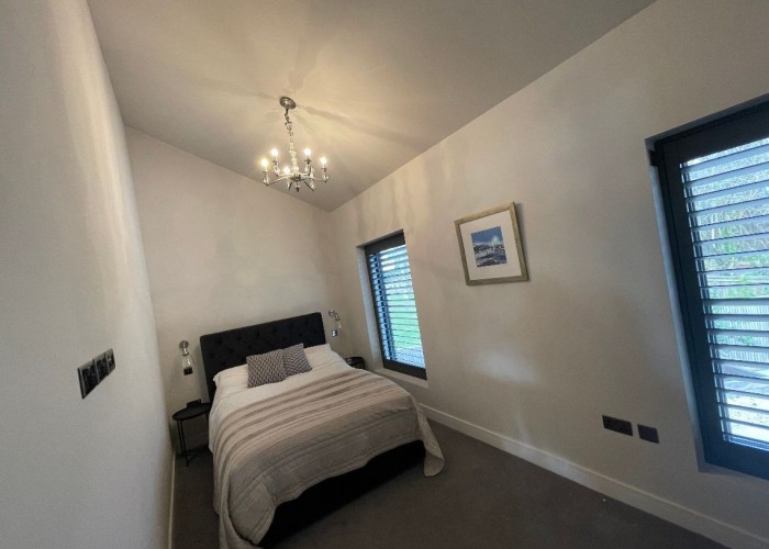 16. Bedroom (Double)