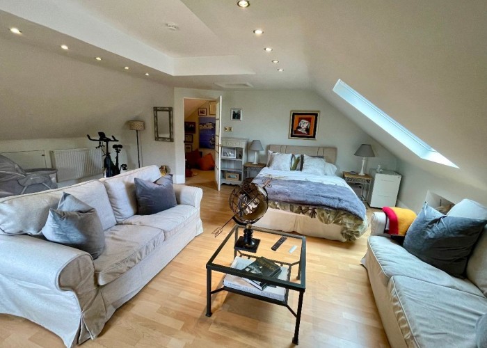 38. Bedroom (Double)