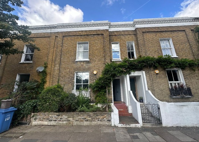 Georgian Mid Terraced Home For Filming