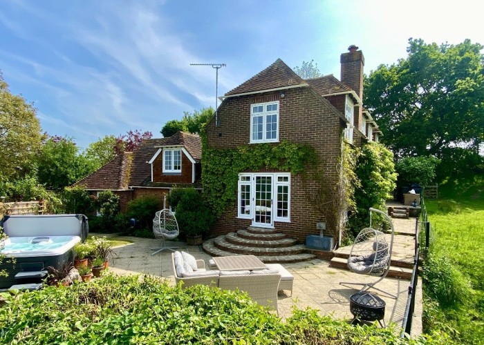 Idyllic Country House In Kent For Filming