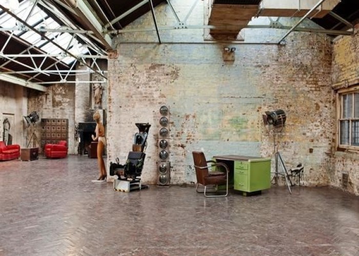 9. Warehouse (Medium)
