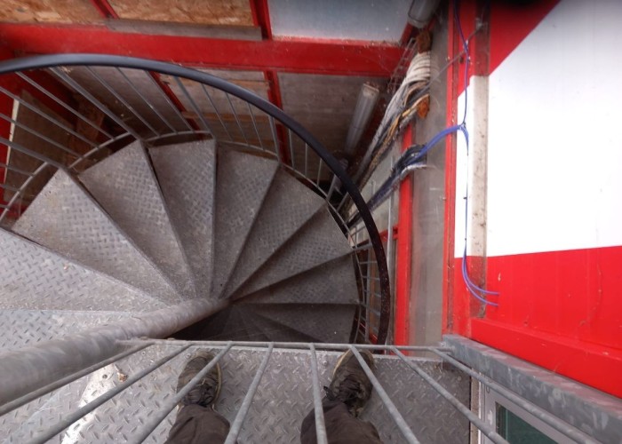 35. Staircase (Spiral)