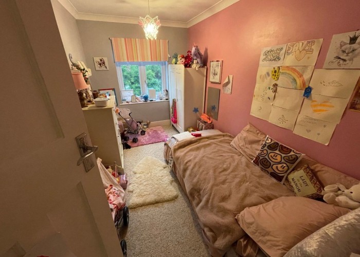 31. Bedroom (Childrens)