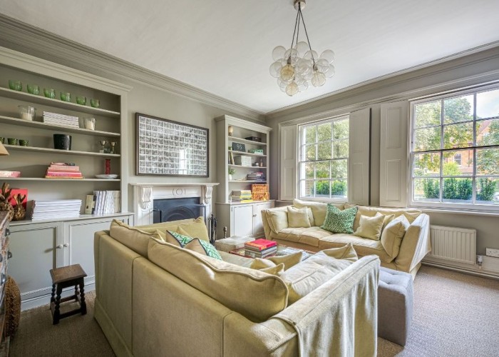 15. Livingroom, Fireplace