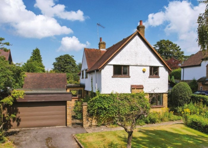 1960s Style Detached House For Filming