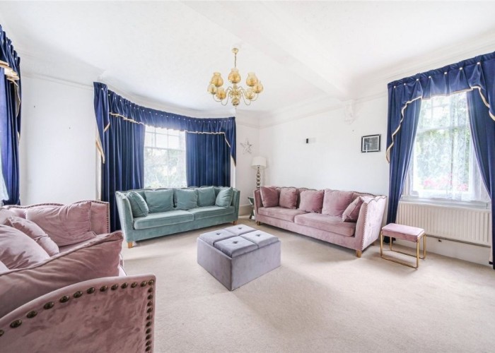 2. Livingroom