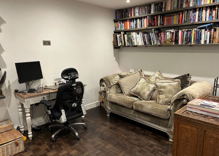 28. Home Office / Study