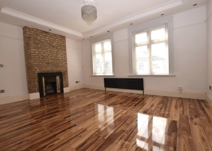 2. Livingroom, Empty / Spare Room