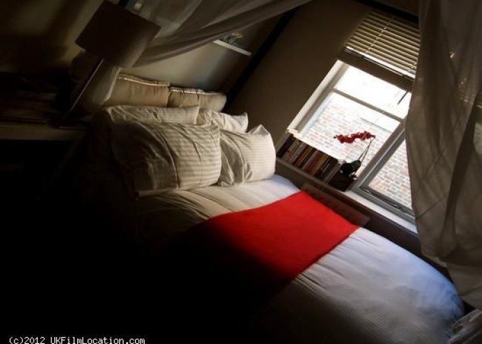 11. Bedroom (Double)