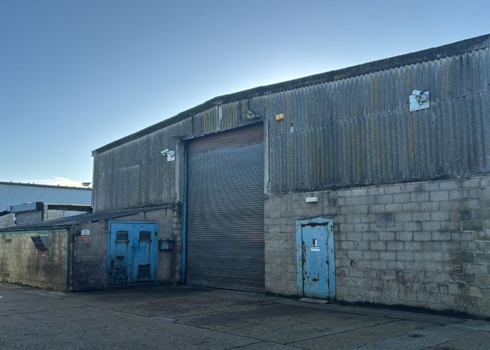 Expansive Warehouse For Filming