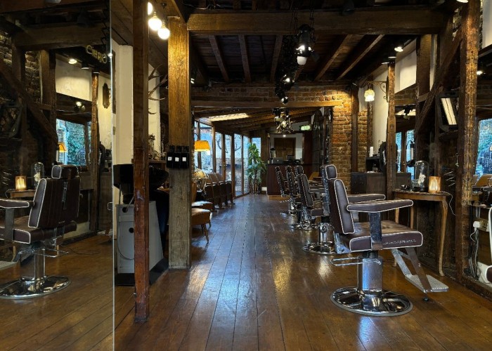 Rustic London Barber Shop For Filming