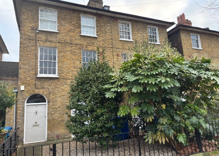 Three Storey Georgian Terrace Home For Filming