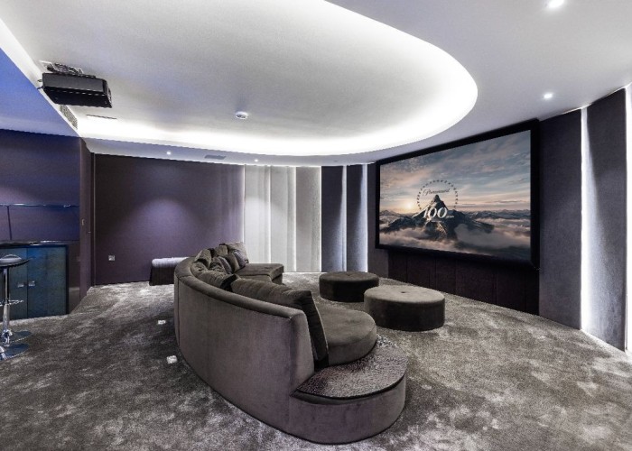 14. Cinema, Home Cinema