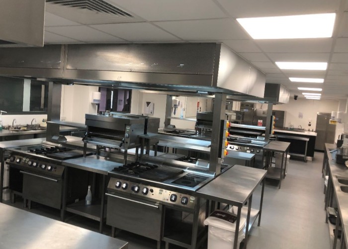 Commercial Stainless Steel Kitchen For Filming