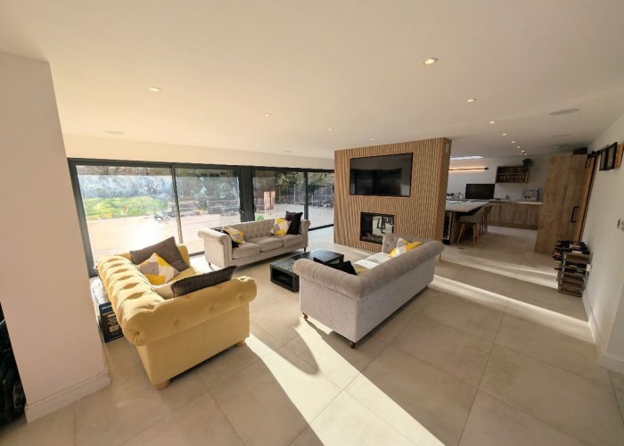 7. Livingroom, Open-plan