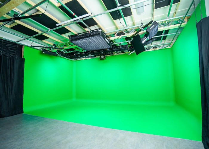 Green Screen And Virtual Production Studio For Filming