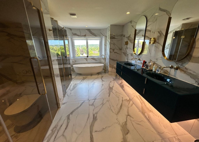 37. Bathroom (Large), Bathroom (Roll Top), Bathroom (2 sinks), Bathroom (Shower and bath)