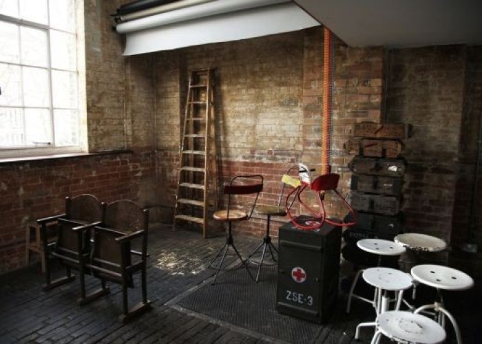 6. Warehouse (Dark)