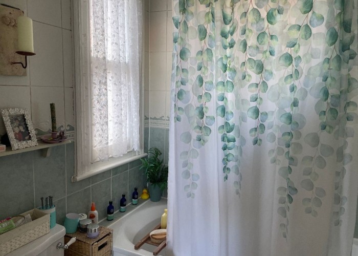 18. Bathroom
