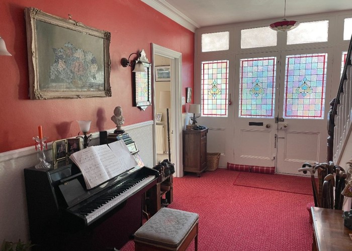 5. Piano