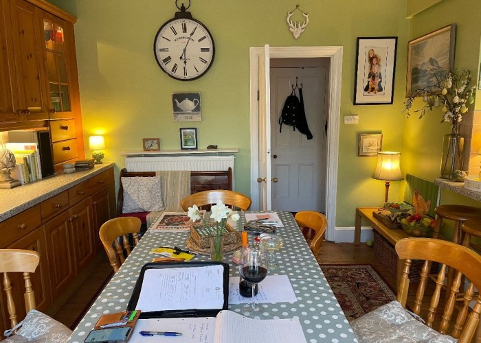 10. Kitchen With Table