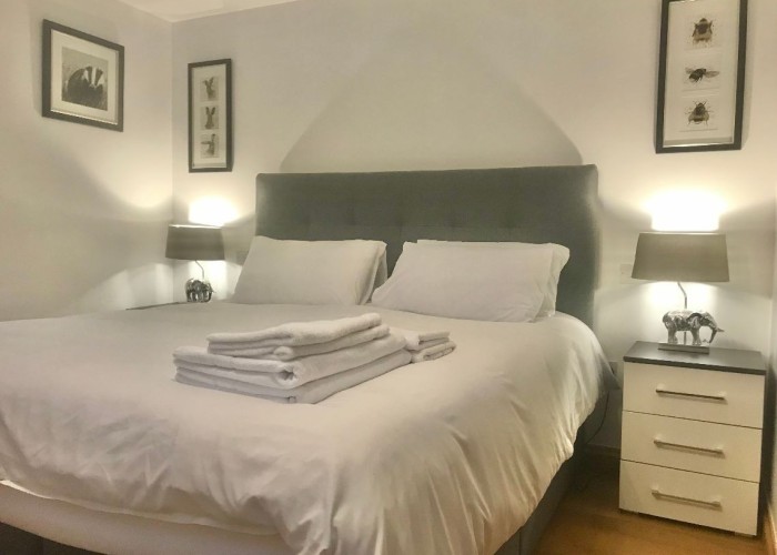 22. Bedroom (Double)