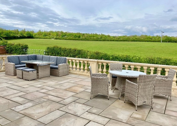 26. Patio / Veranda