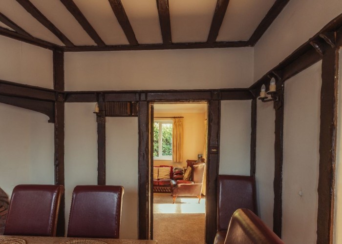 11. Diningroom