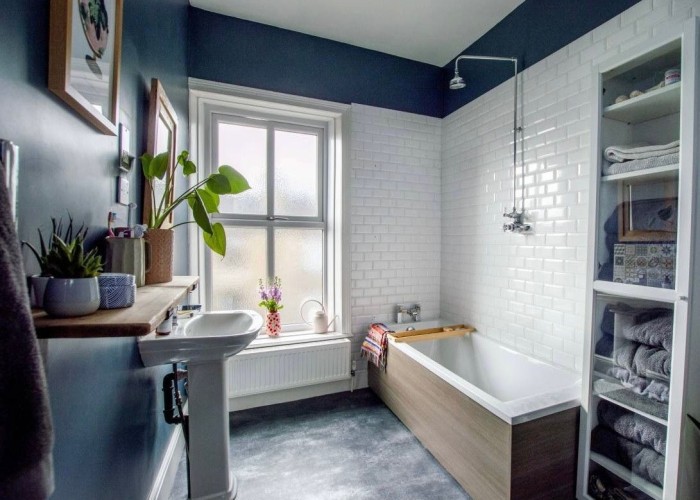 17. Bathroom