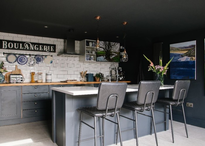 15. Kitchen (With Island), Kitchen (Coloured units), Kitchen (Modern), Kitchen With Table, Kitchen (Gas Hob)