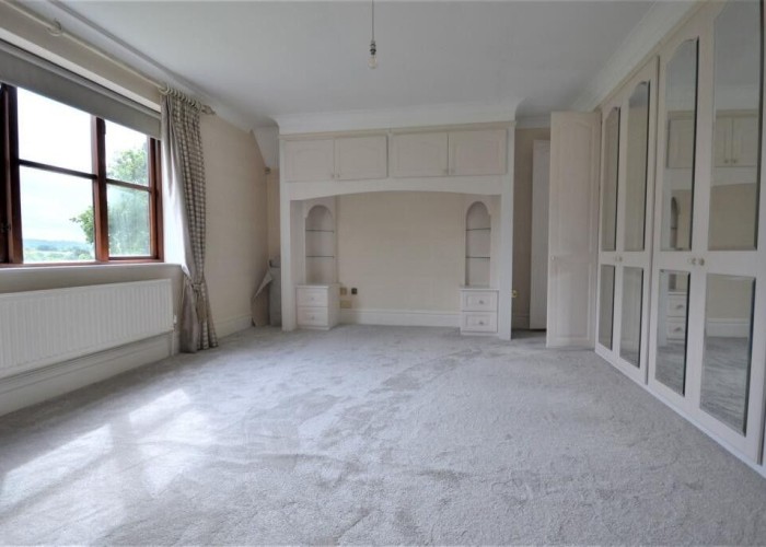 12. Bedroom (Double)