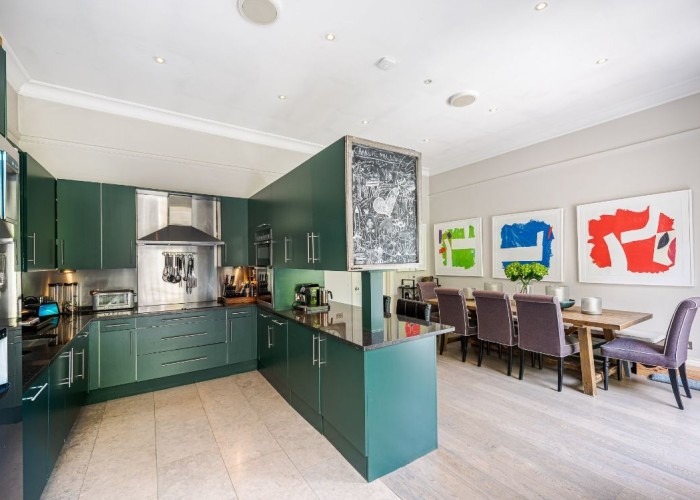 10. Kitchen (Coloured units), Kitchen (Modern), Kitchen With Table, Kitchen (Electric/Induction Hob)