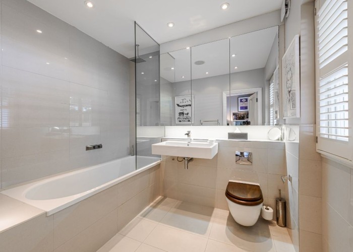 19. Bathroom