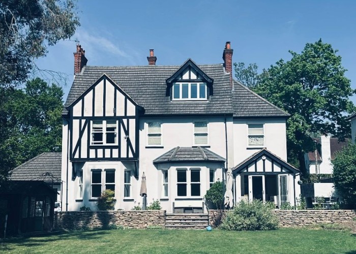 Spacious Detached Edwardian Home For Filming