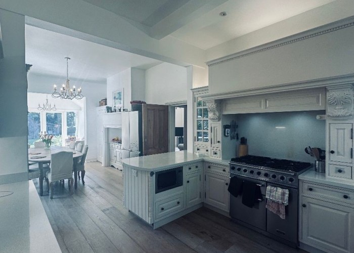 13. Kitchen (Modern), Kitchen With Table, Kitchen (White units), Kitchen (Gas Hob)