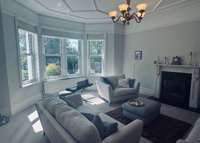 18. Livingroom, Fireplace