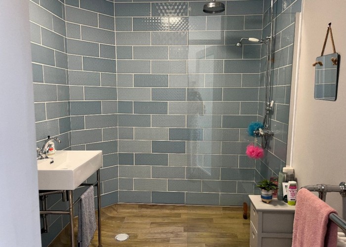 18. Bathroom