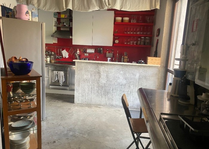 6. Kitchen