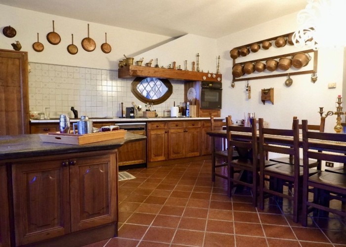 13. Kitchen (Wooden Units), Kitchen With Table, Kitchen (2 Kitchens)
