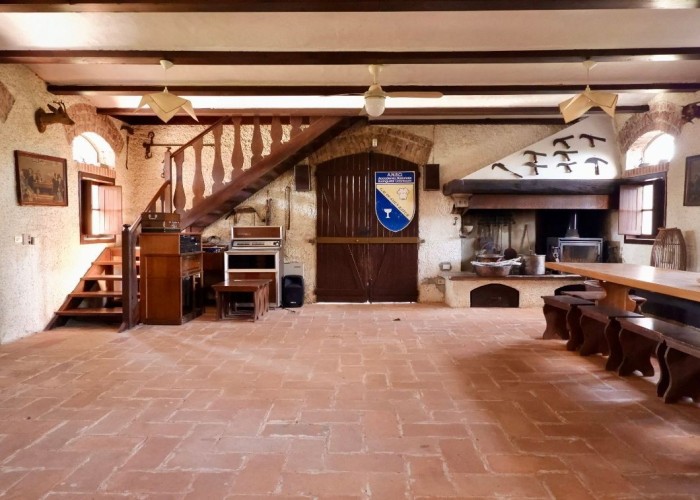 10. Diningroom